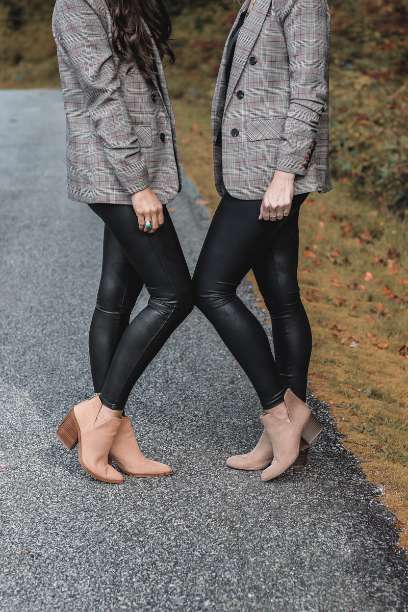 pantalon legging en cuir